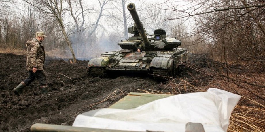 танк, танк зсу, танк у полі, танк у бруді