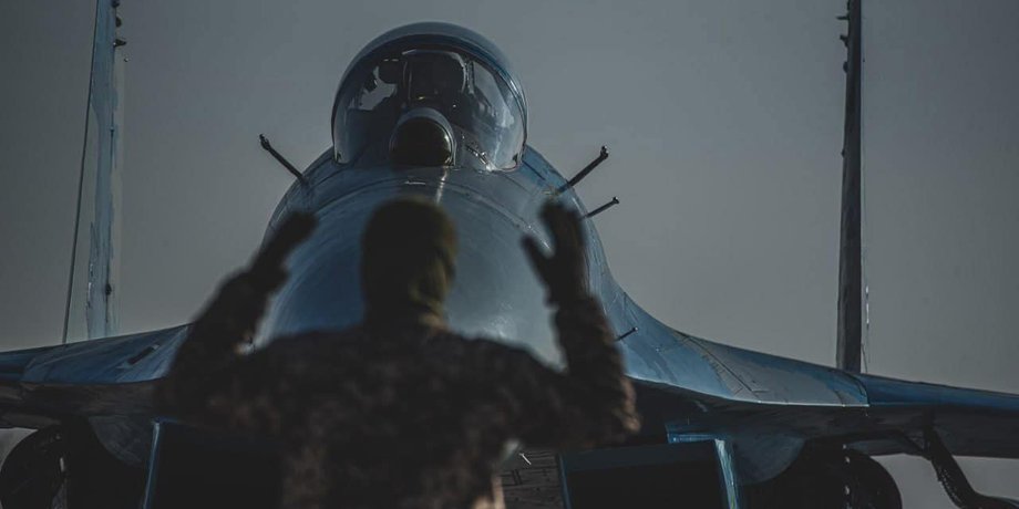 Повітряні сили ЗСУ Літак повітряних сил ЗСУ