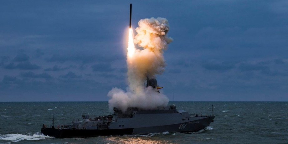 РФ атакує Україну з моря запускаючи крилаті ракети