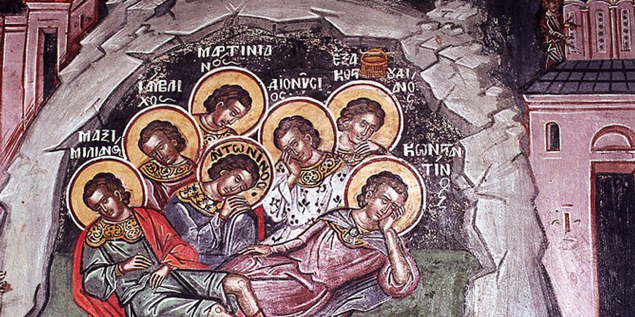 Семь спящих отроков: Максимилиан, Иамвлих, Мартиниан, Иоанн, Дионисий, Эксакустодиан (Константин) и Антонин.