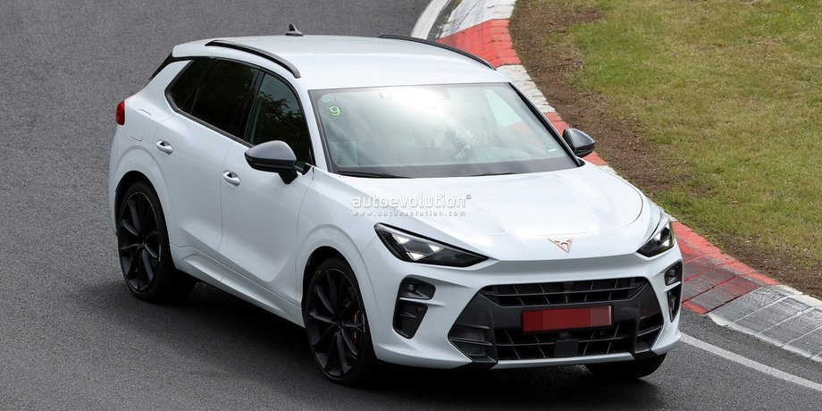 CUPRA тестирует мощный спортивный вариант Terramar