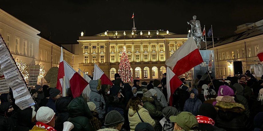 Польша, митинг, Варшава, задержание, оппозиция, президентский дворец