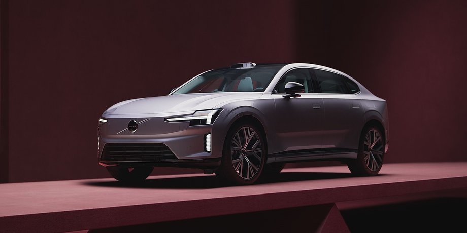 Volvo ES90 2026