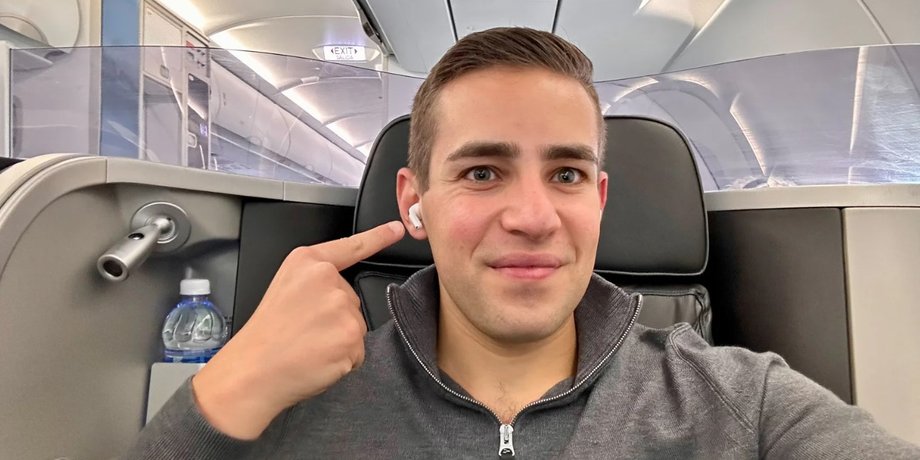 Навушники AirPods Pro 2, навушники AirPods, AirPods перевірка слуху, AirPods слуховий апарат, AirPods переваги, AirPods слабкочуючі