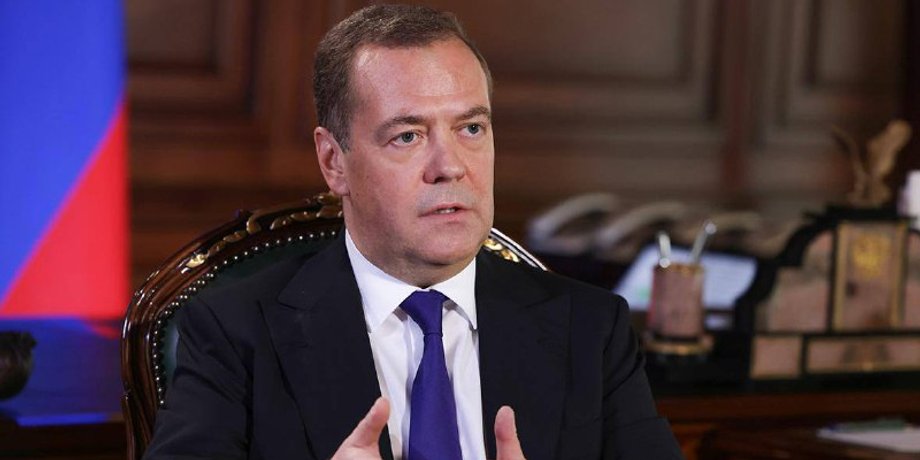 Дмитрий Медведев, Россия