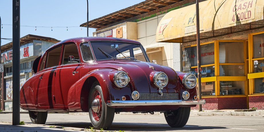 Tatra 87