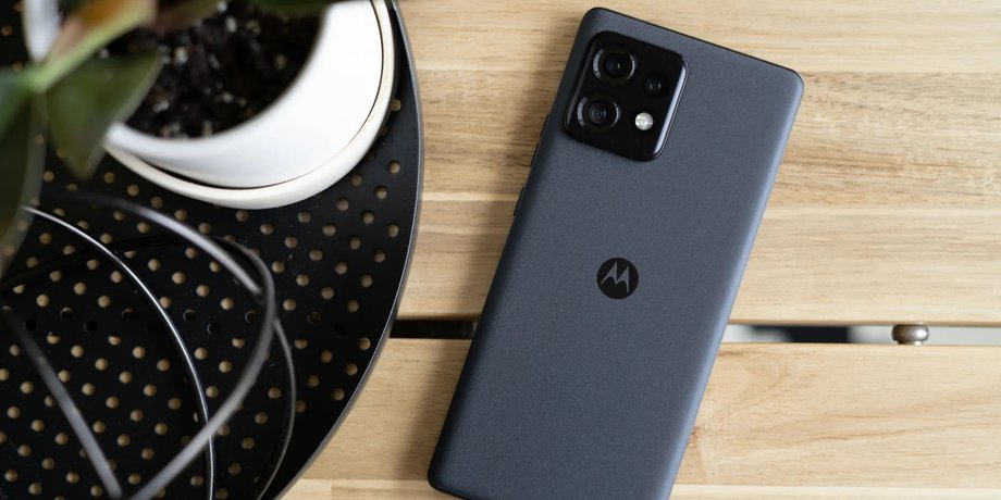 Смартфон Motorola Edge Plus (2023)