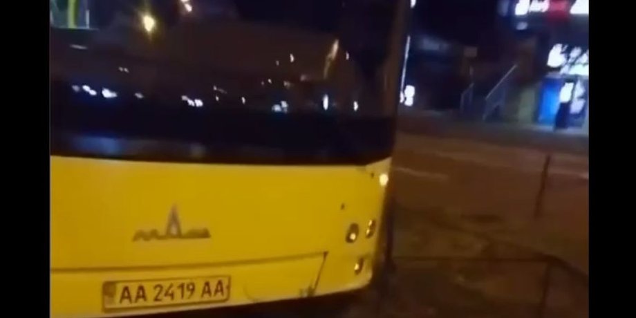 Киев, автобус, водитель, нападение,