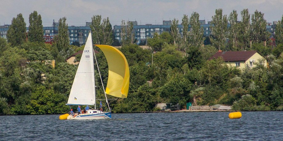 Горишни плавни, яхтинг в Украине, регата