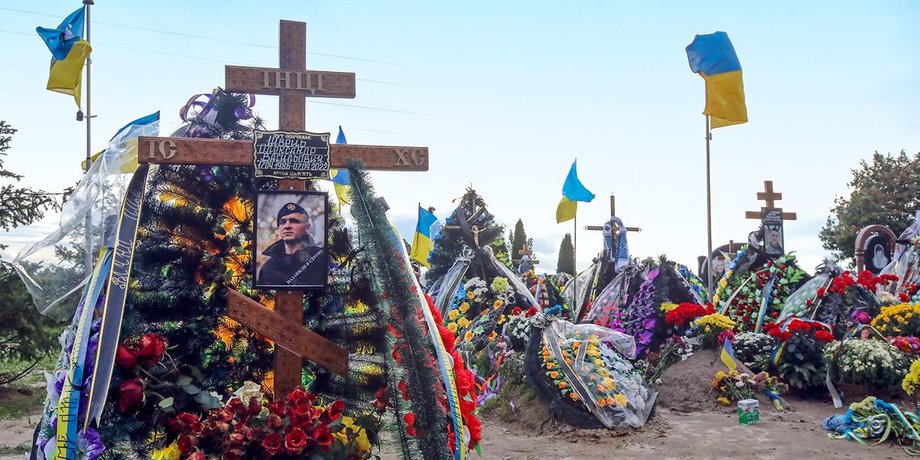 цвинтар, військовий цвинтар, поховання військових, кладовище зсу, поховання зсу