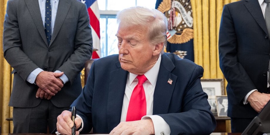 Дональд Трамп, президент сша, грин карта