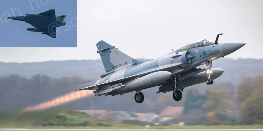 Самолет Mirage 2000-5F во время старта