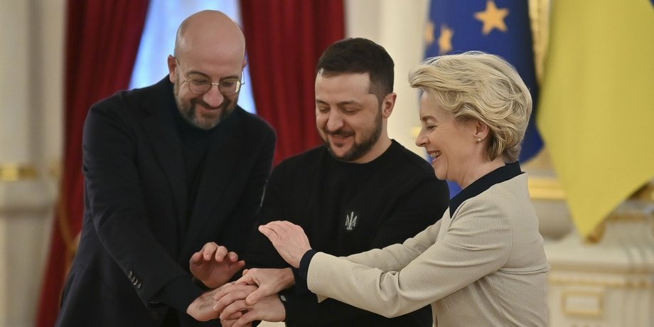 Урсула фон дер Ляєн, Шарль Мішель і Володимир Зеленський, фото