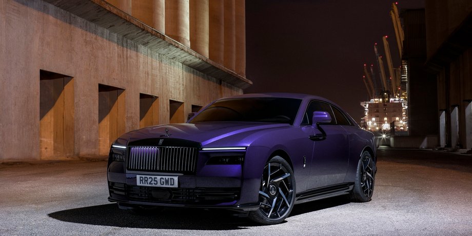 Rolls-Royce Spectre Black Badge, Rolls-Royce Spectre, новый Rolls-Royce Spectre, электромобиль Rolls-Royce