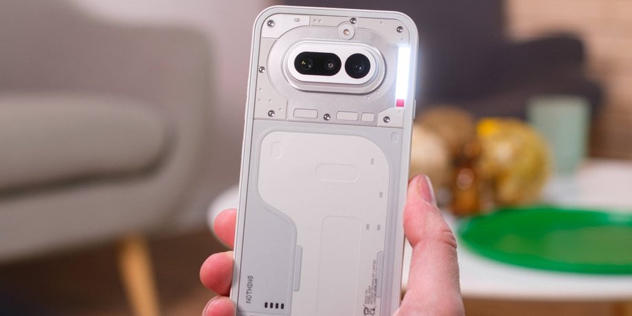 Смартфон Nothing Phone (4a)