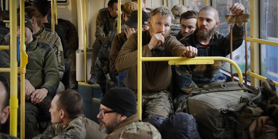 полк Азов в Мариуполе