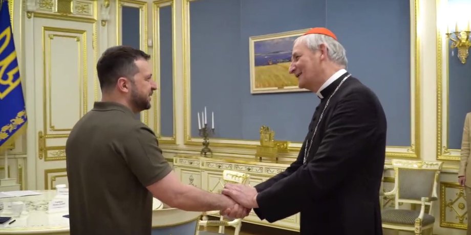 кардинал Маттео Дзуппи и владимир зеленский, кардинал Маттео Дзуппи и президент украины владимир зеленский