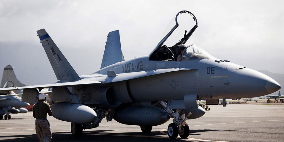 F-18,  F-18 истребитель, всу  F-18