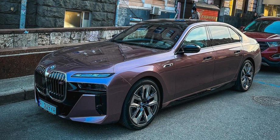 BMW i7 M70, BMW i7, новий BMW i7, електромобіль BMW, BMW 7 Series
