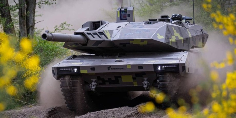 Дмитрий Медведев, война в Украине, Танки Panther
