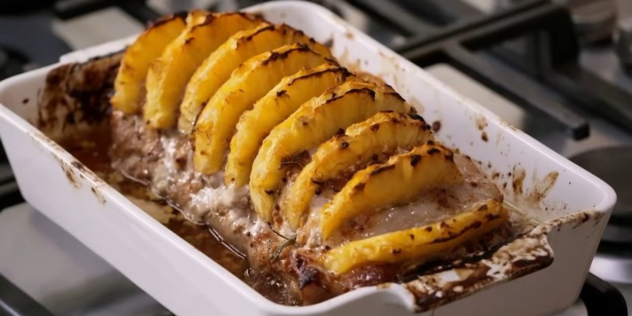 Запеченная свинина с ананасами, свинина рецепт, свинина как приготовить
