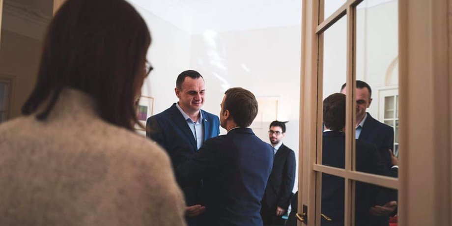 Олег Сенцов и Эммануэль Макрон / Фото: facebook/oleg.sentsov
