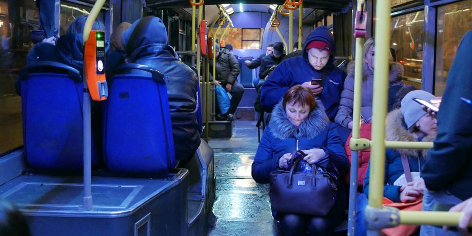 Затриманий кишеньковий злодій, тролейбус, оболонь