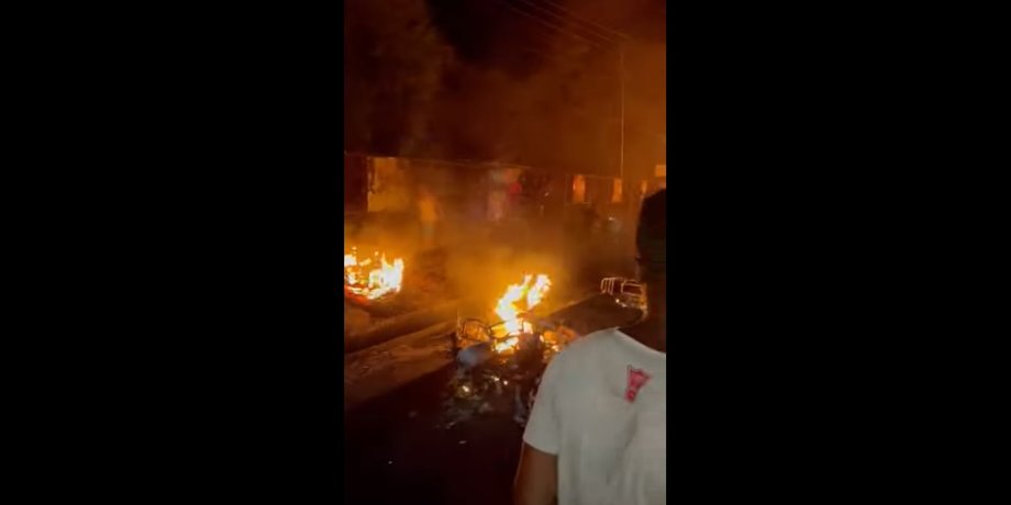 Около 100 человек погибло после взрыва бензовоза в Сьерра-Леоне