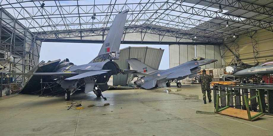 F-16 португалія ураган