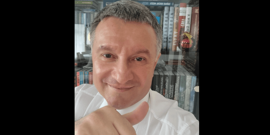 Відставка Авакова, Арсен бют, бют відставка, бют у відставку, будинок, УНН, гордон, МВС, бют відставка