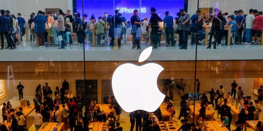 iPhone, пошлины Трампа, Трамп, очередь, айфон