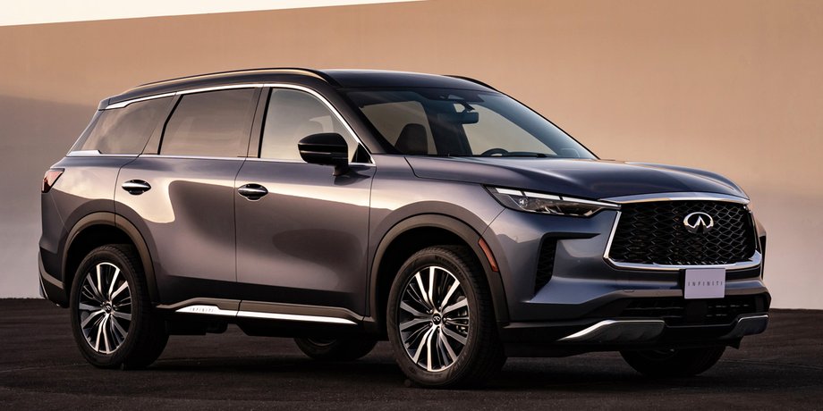 Для Infiniti QX60 предложен старый бензиновый двигатель.