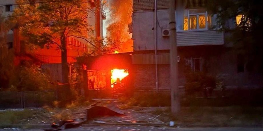 Пожежа у Запоріжжі внаслідок російської атаки