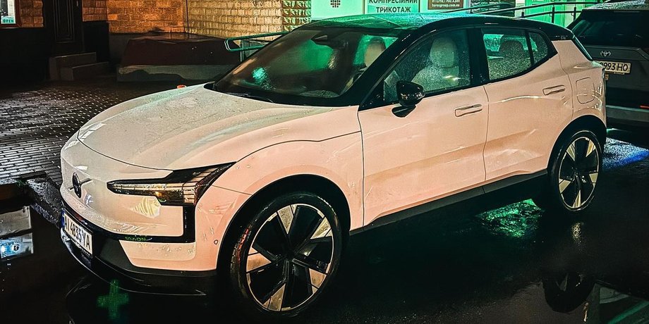 Volvo EX30, новий Volvo EX30, Volvo EX30 2024, електромобіль Volvo, кросовер Volvo, кросовер Volvo