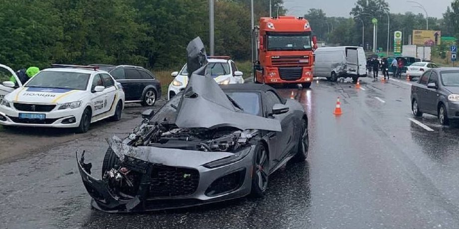 дтп киев, ДТП в Киеве, масштабное ДТП, ДТП на Заболотного, Jaguar F-Type R, Jaguar F-Type