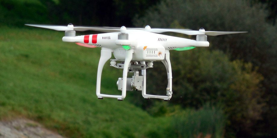 DJI