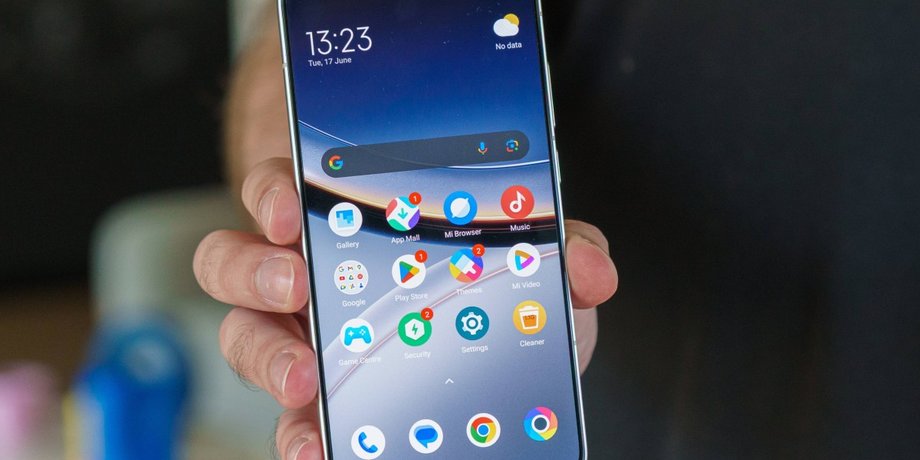Poco F7 смартфон