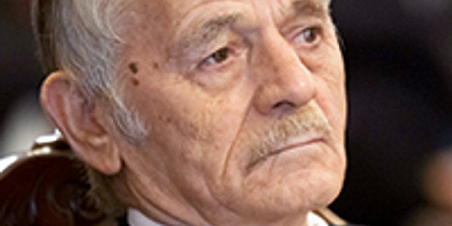 Мустафа Джемилев