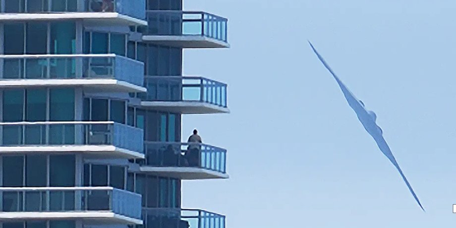 Бомбардувальник B-2 Spirit
