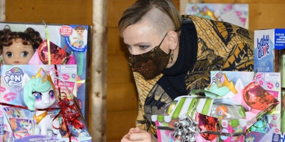Княгиня Шарлен показала, как выглядит после двух операций