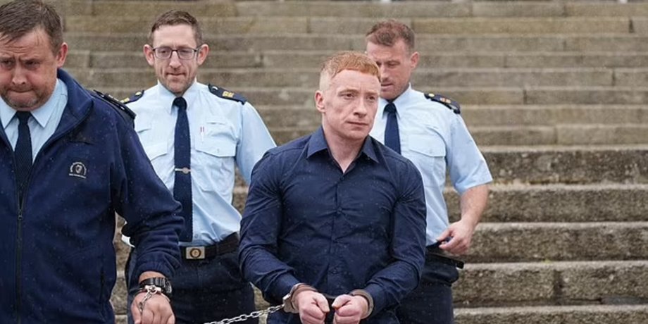 Преступник, мертвое тело, мошенники, хотели забрать пенсию покойника, тело мертвого дяди, суд, арест, признал себя виновным