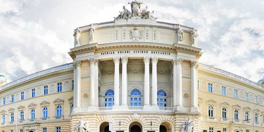 Молоді люди протягом перших 10 днів навчання не відвідували заняття