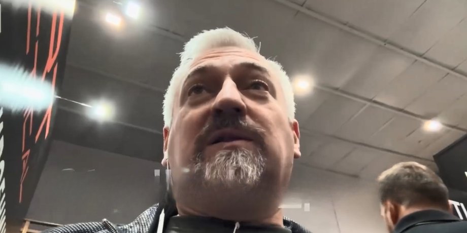 Александр Федиенко на выставке