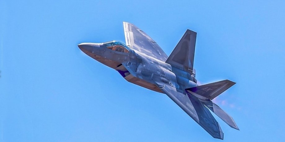 истребитель F-22 Raptor