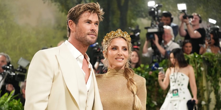 Крис Хемсворт и Эльза Патаки, мет гала 2024, Met Gala 2024, правила мет гала, жена Криса Хемсворта