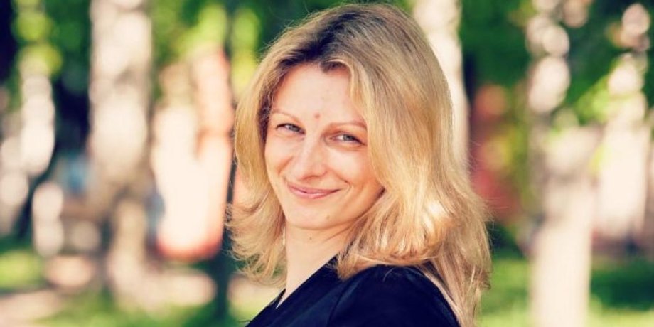 Олена Зуброва, Зуброва
