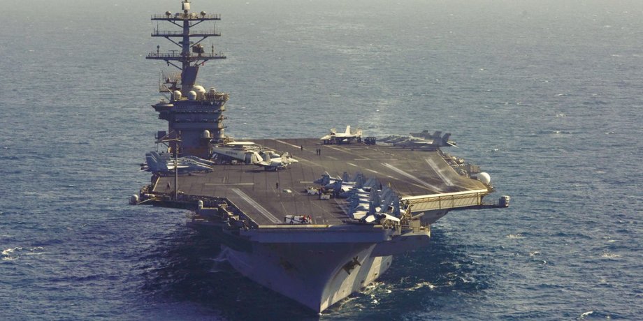 Авіаносець класу Nimitz