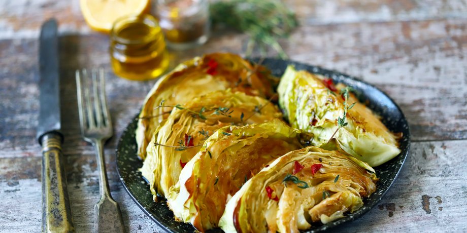 стейк из капусты, капустный стейк, блюдо из капусты, рецепт капусты, как приготовить капусту