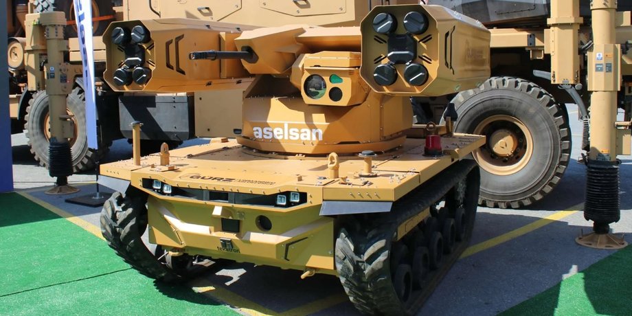 Наземний дрон GÜRZ виставці IDEF 2025