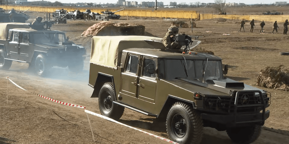 боевая машина на маневрах, Transvee , Humvee, Приднестровье, самодельные автомобили, военные автомобили